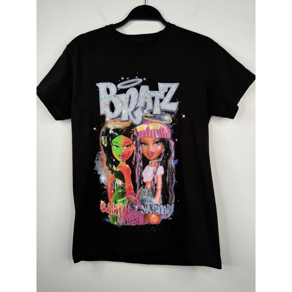 Bratz Sasha Yasmin Graphic Tee Girls Juniors Size S Black 100% Cotton T-shirt